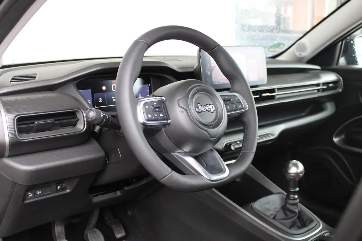 1.2 Altitude | Elektrische achterklep | JBL Audio | Stoelverwarming | Adaptieve cruise control |