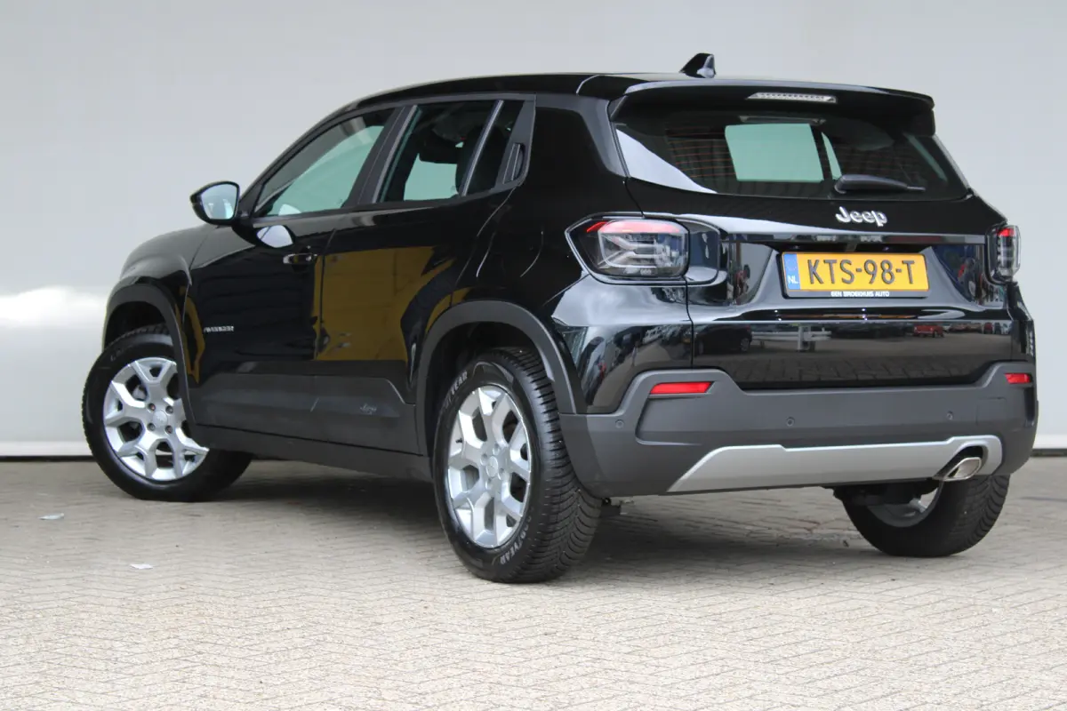 1.2 Altitude | Elektrische achterklep | JBL Audio | Stoelverwarming | Adaptieve cruise control |