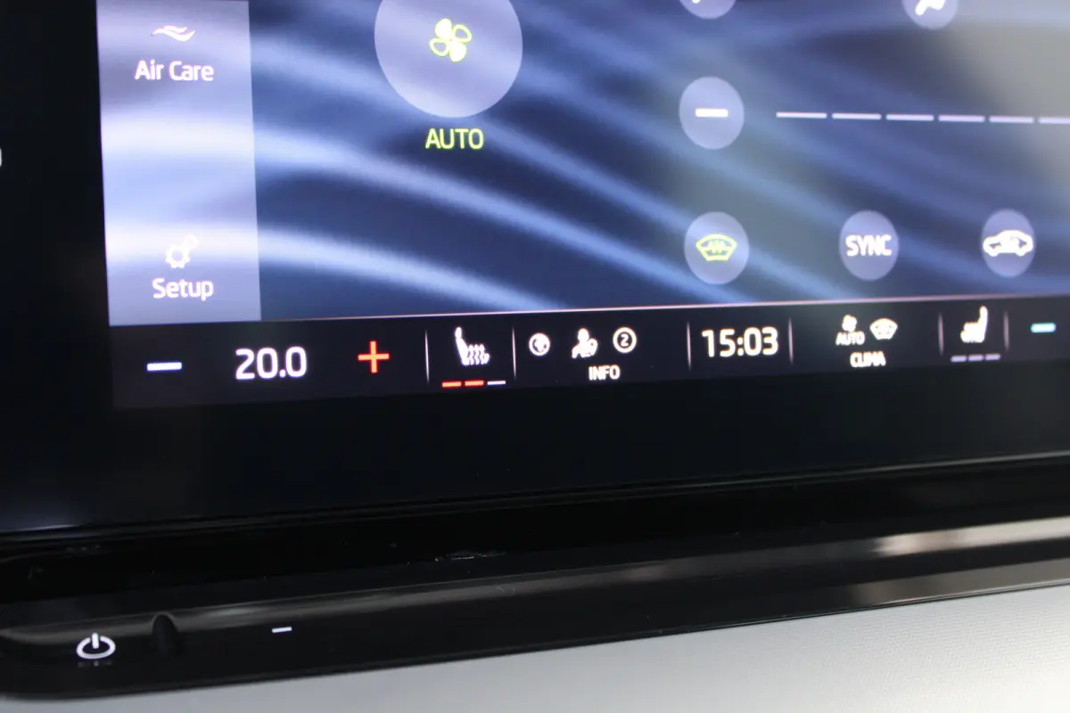 1.0 e-TSI Business Edition Plus | Trekhaak wegklapbaar | Dode-hoekdetectie | Elektrische achterklep | ACC |