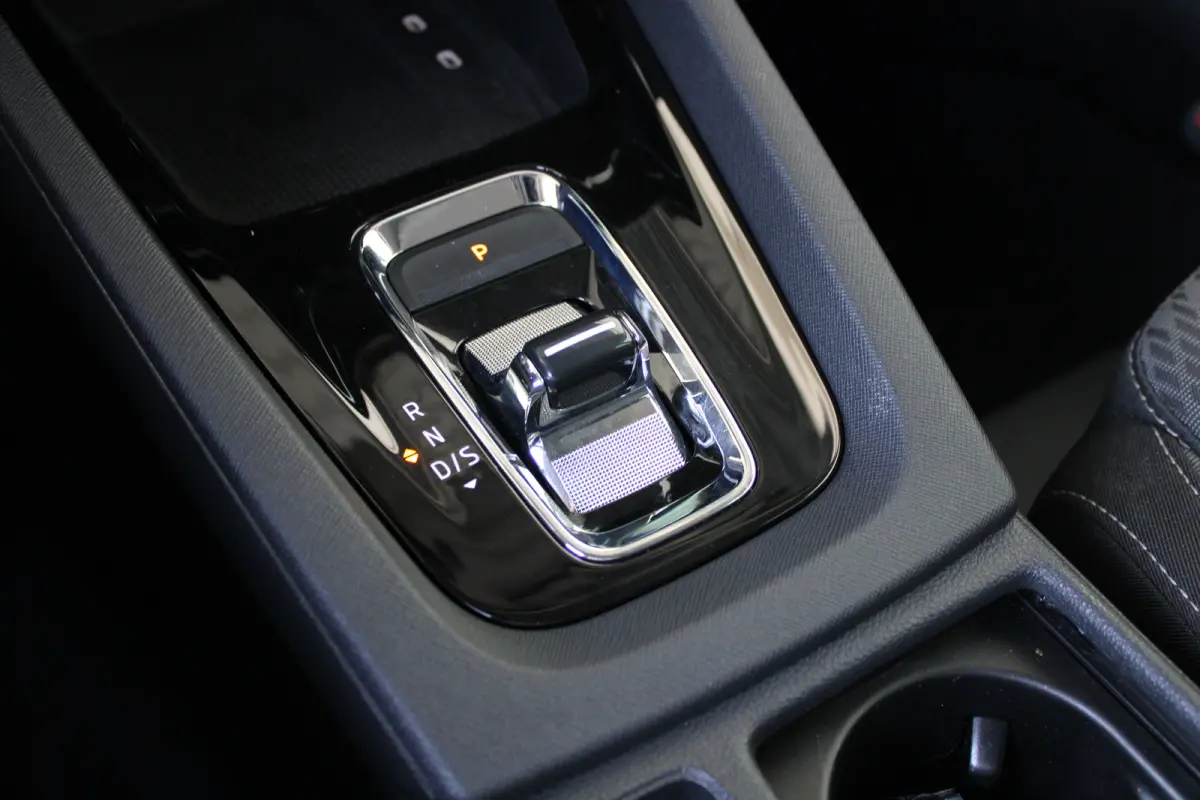 1.0 e-TSI Business Edition Plus | Trekhaak wegklapbaar | Dode-hoekdetectie | Elektrische achterklep | ACC |