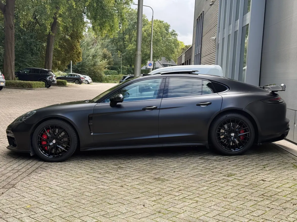 Turbo 4.0 V8 550 PK | Origineel NL | NAP | Zeer rijk uitgerust l Volledige Historie l 230k NP l