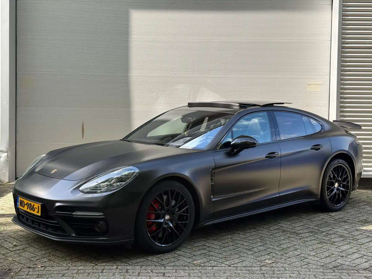 Turbo 4.0 V8 550 PK | Origineel NL | NAP | Zeer rijk uitgerust l Volledige Historie l 230k NP l