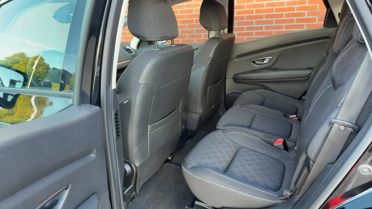 1.3 TCe Limited 140PK Automaat 1e Eigenaar Clima Navi