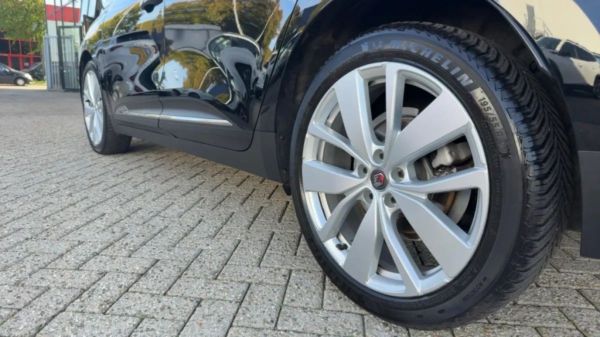 1.3 TCe Limited 140PK Automaat 1e Eigenaar Clima Navi