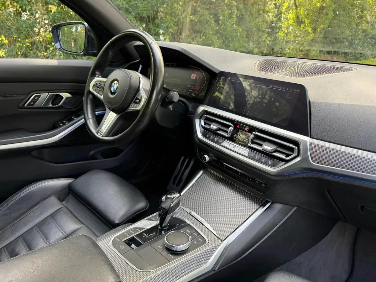 318i High Executive Edition | M-Pakket + Vol-Leder Nu € 22.975,-!!!
