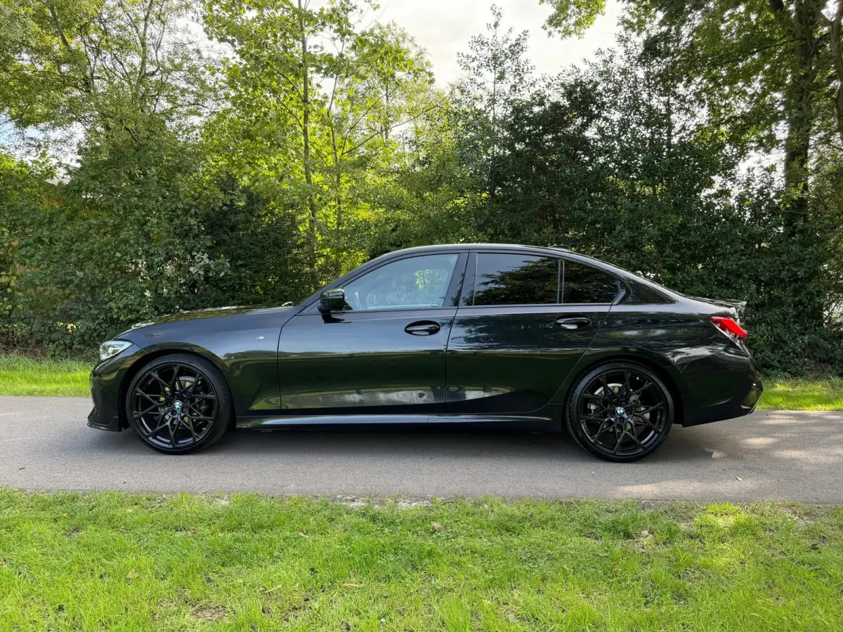 318i High Executive Edition | M-Pakket + Vol-Leder Nu € 22.975,-!!!