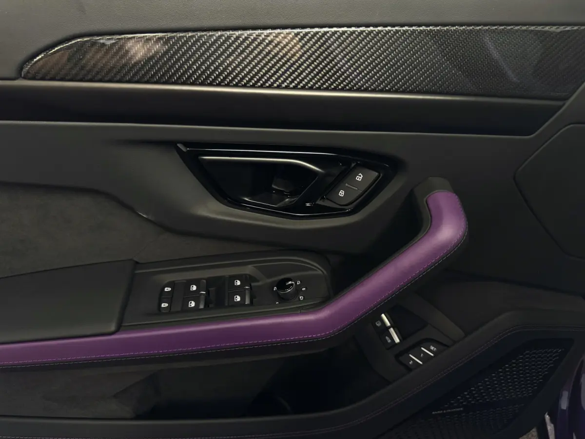 4.0 V8 800 PK ALLE OPTIES/CARBON /AD PERSONAM/ VIOLA MITHRAS/ PANO / MASSAGE phev . Viola Mithras