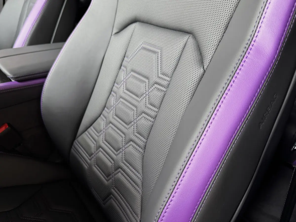 4.0 V8 800 PK ALLE OPTIES/CARBON /AD PERSONAM/ VIOLA MITHRAS/ PANO / MASSAGE phev . Viola Mithras