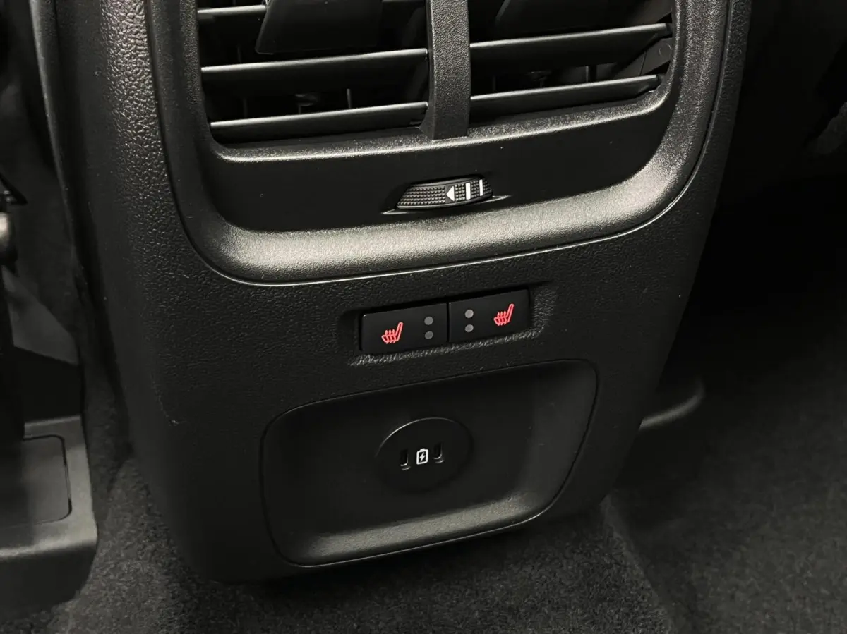 2.5 PHEV ST-Line X 243PK Black Pack €9.500,- Voorraadvoordeel! Elek. Trekhaak Panodak AGR Stoelen Adaptieve Cruise 2100KG Trekgewicht Winterpack Camera Blind-Spot Navi Climate B&O *Complee