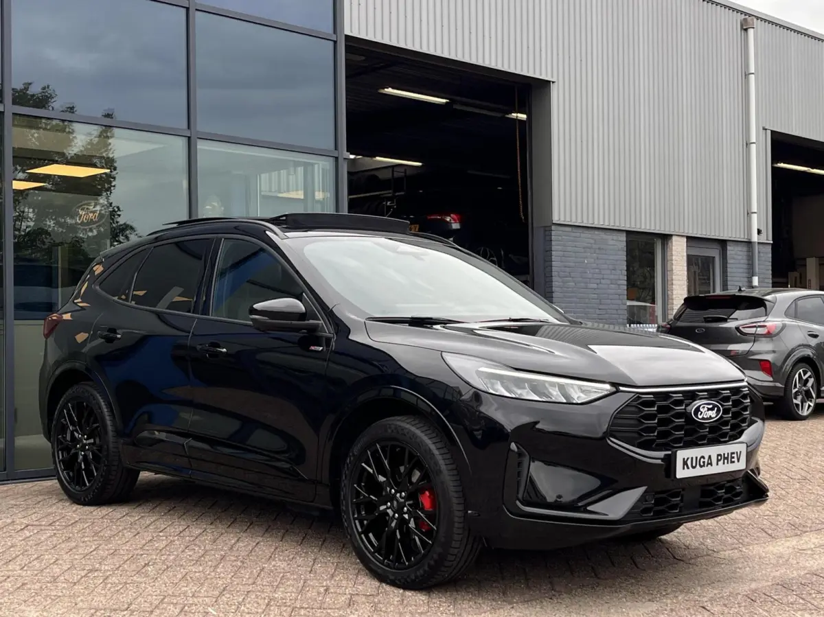 2.5 PHEV ST-Line X 243PK Black Pack €9.500,- Voorraadvoordeel! Elek. Trekhaak Panodak AGR Stoelen Adaptieve Cruise 2100KG Trekgewicht Winterpack Camera Blind-Spot Navi Climate B&O *Complee