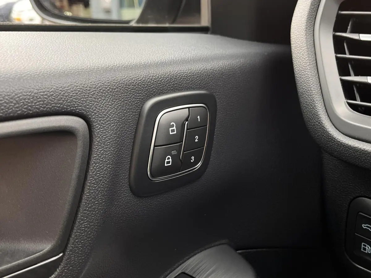 2.5 PHEV ST-Line X 243PK Black Pack €9.500,- Voorraadvoordeel! Elek. Trekhaak Panodak AGR Stoelen Adaptieve Cruise 2100KG Trekgewicht Winterpack Camera Blind-Spot Navi Climate B&O *Complee