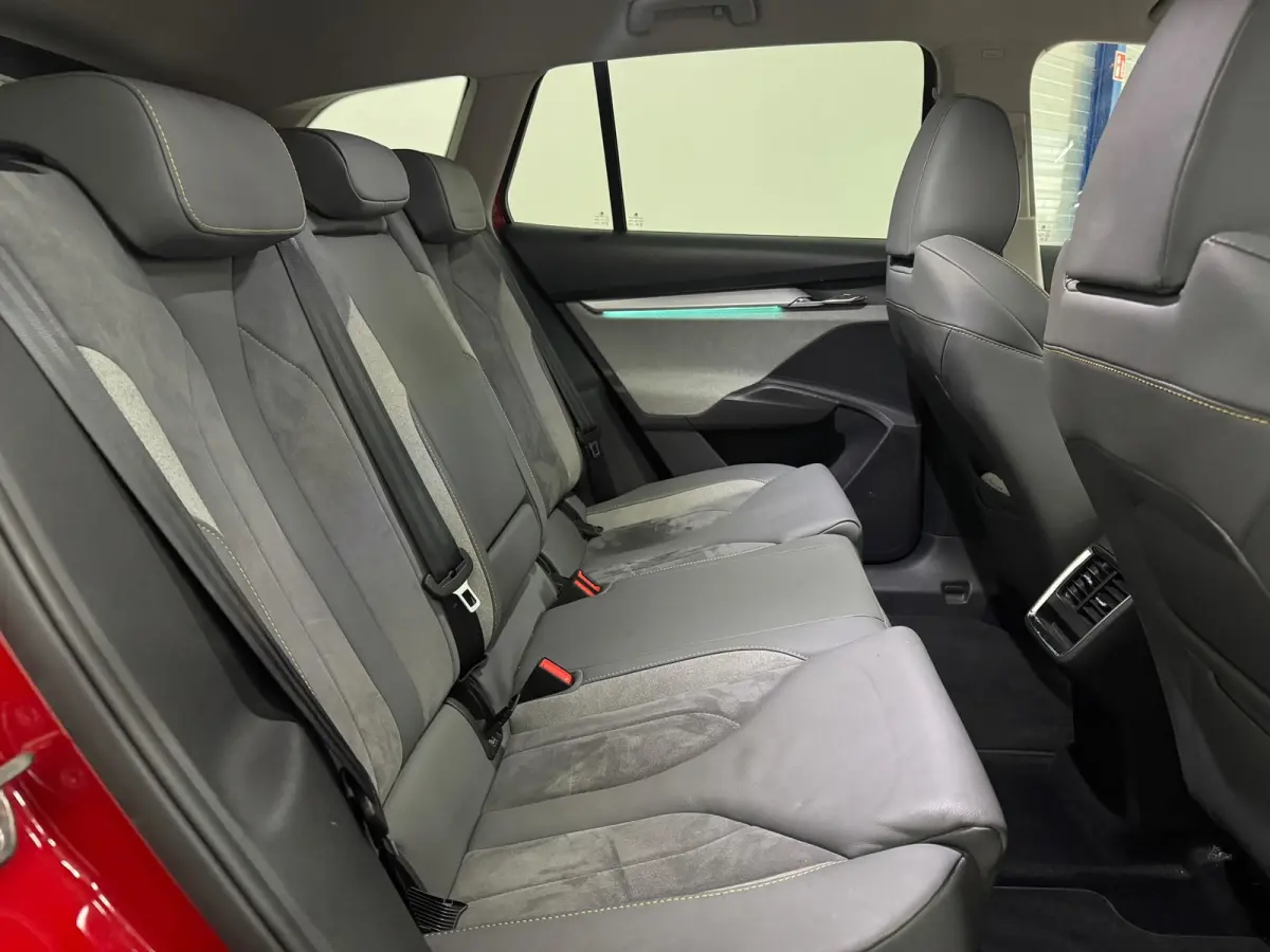 80 |APPLE CARPLAY|SFEER|INRUIL MOGELIJK|