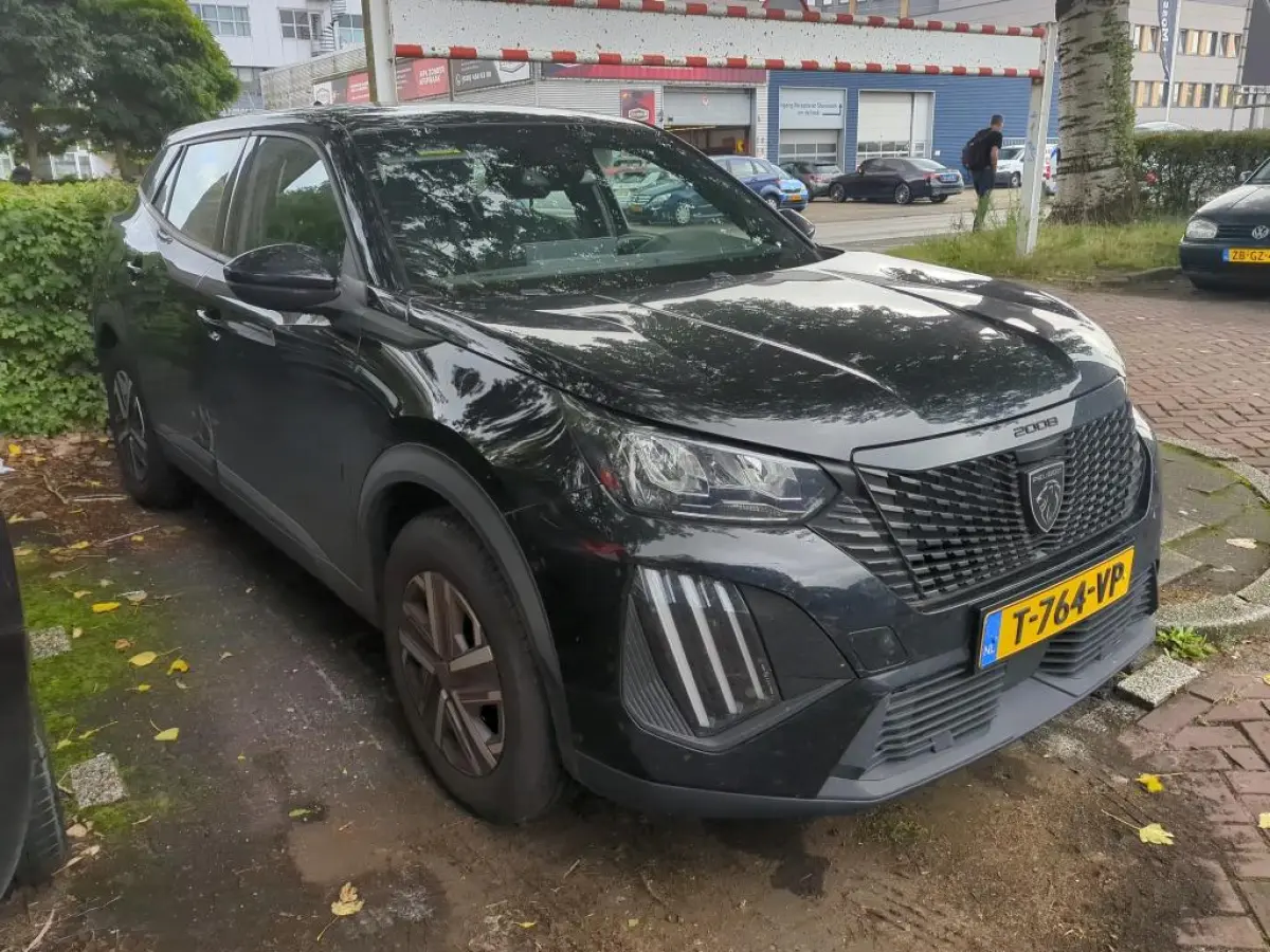 1.2 PureTech 100pk Active | Navigatie | Camera | Trekhaak | Nieuw model | Apple carplay | NL auto | 1e Eigenaar |