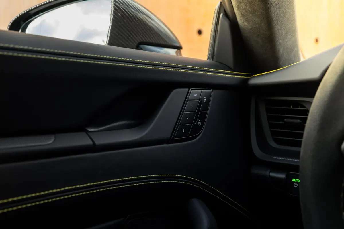 3.6 Turbo S | 992.2 | SportDesign | Full Carbon | Exclusive Manufaktur | InnoDrive | Burmester | 360 |