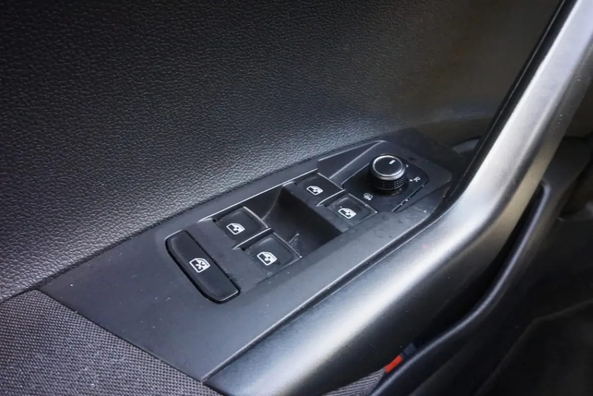 1.0 TSI Comfortline Business Camera/App-connect!