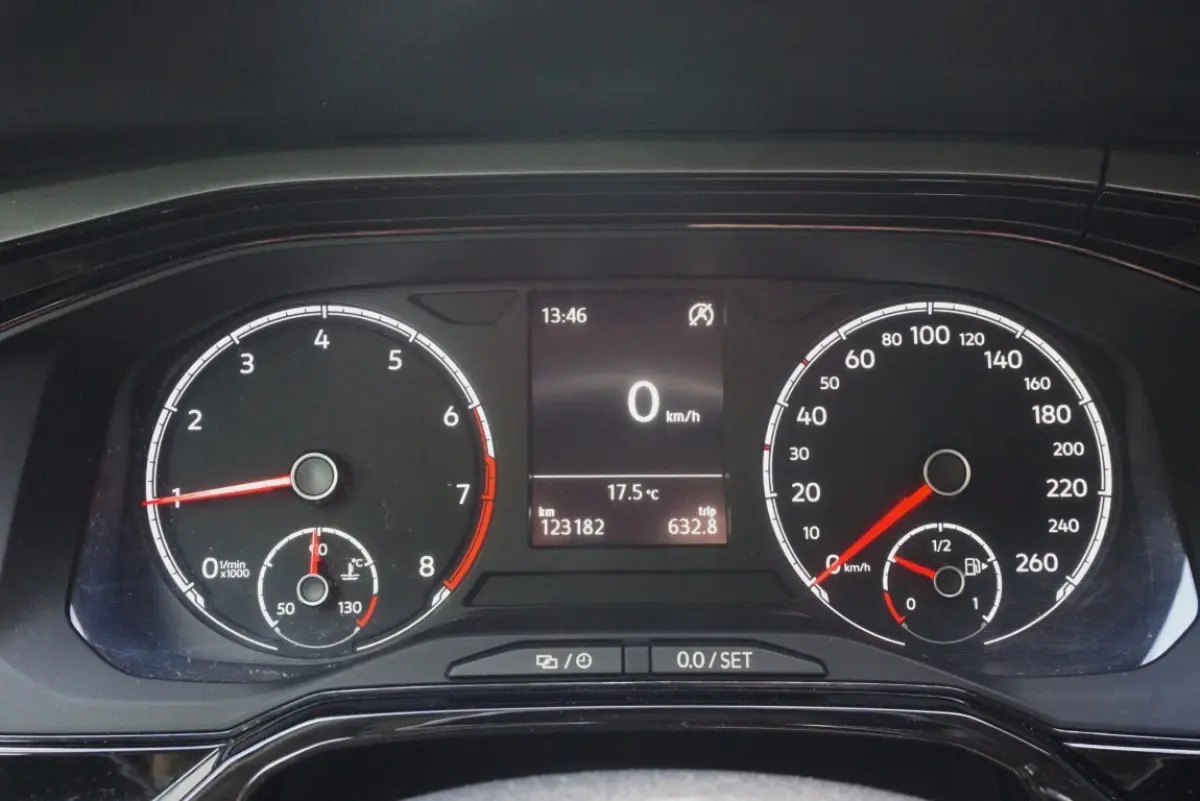 1.0 TSI Comfortline Business Camera/App-connect!
