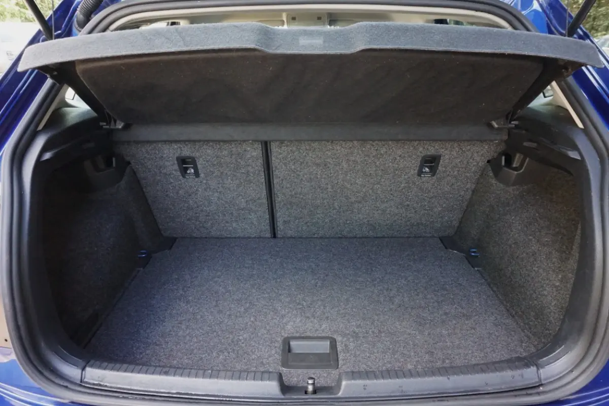 1.0 TSI Comfortline Business Camera/App-connect!