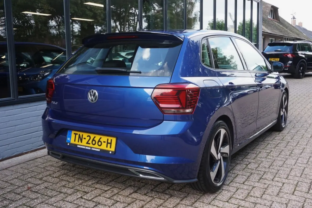 1.0 TSI Comfortline Business Camera/App-connect!