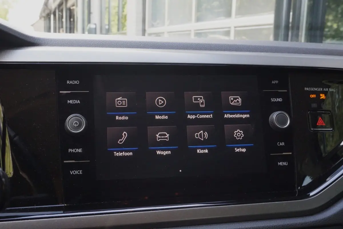 1.0 TSI Comfortline Business Camera/App-connect!