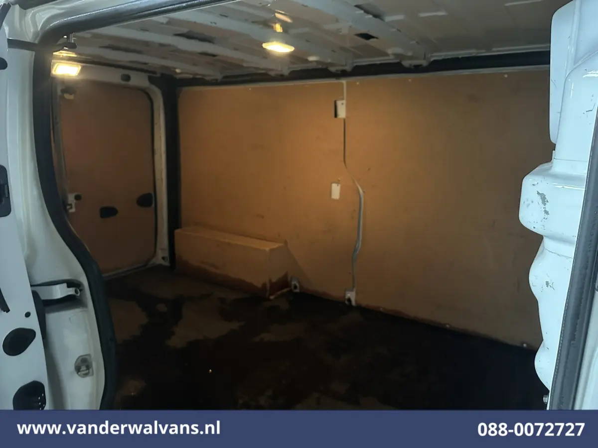 2.0 dCi 131pk L2H1 Euro6 Airco | Camera | LED | Navigatie | Apple Carplay | Cruisecontrol Android Auto, Parkeersensoren, Bijrijdersbank