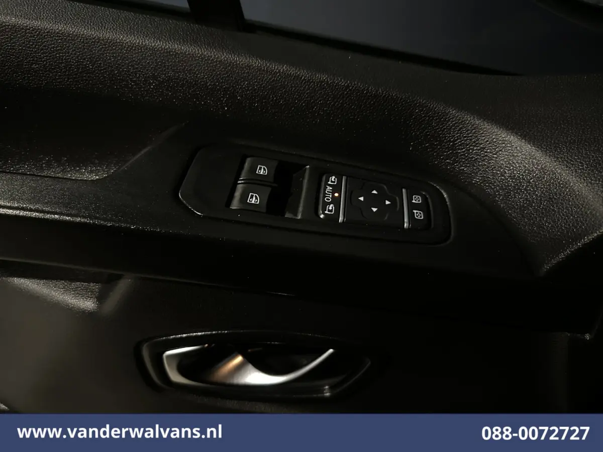 2.0 dCi 131pk L2H1 Euro6 Airco | Camera | LED | Navigatie | Apple Carplay | Cruisecontrol Android Auto, Parkeersensoren, Bijrijdersbank