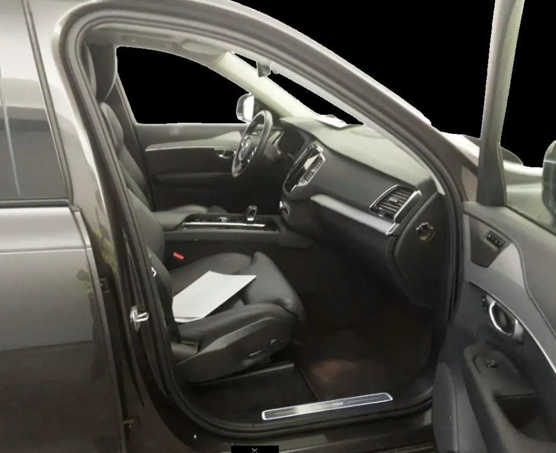 2.0 T8 Recharge AWD Plus Dark Trekhaak - Panoramadak - Adaptieve Cruise Control - Harman Kardon - Visual Park Assist - Stoelverwarming voor/achter - Zongordijnen - Parkeerverwarming met time