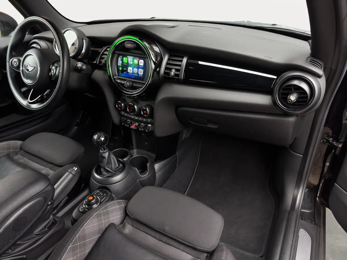 1.5 Cooper 136PK Chili Apple-Carplay Leer LED