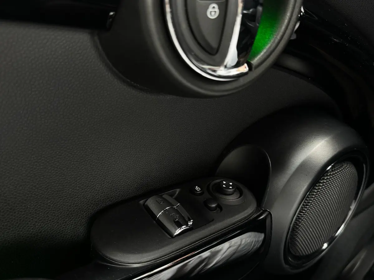 1.5 Cooper 136PK Chili Apple-Carplay Leer LED