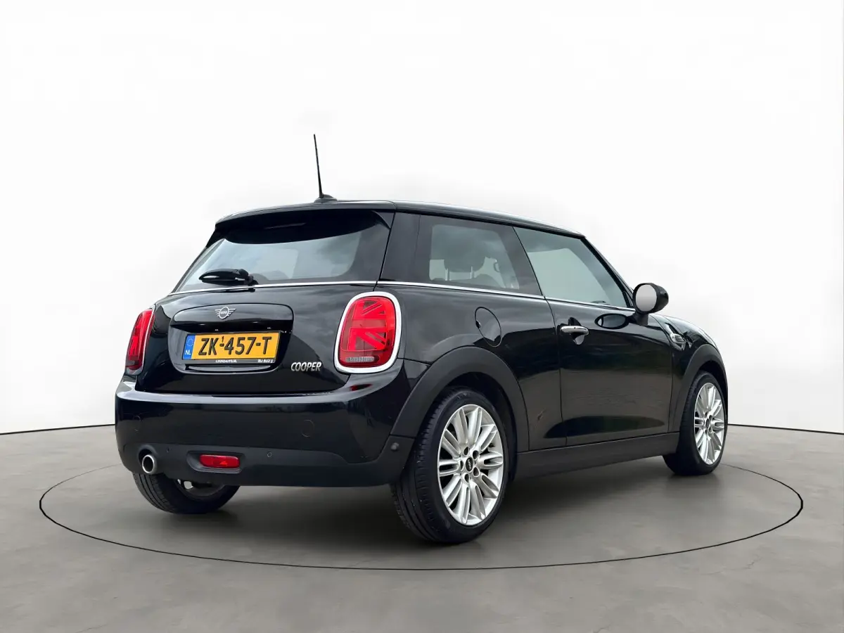 1.5 Cooper 136PK Chili Apple-Carplay Leer LED