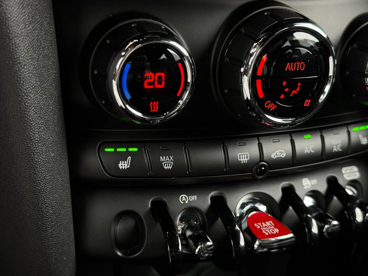 1.5 Cooper 136PK Chili Apple-Carplay Leer LED