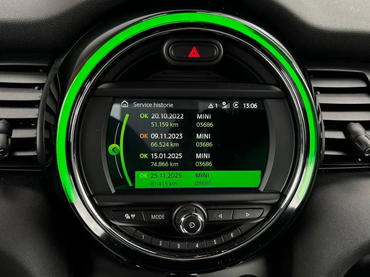1.5 Cooper 136PK Chili Apple-Carplay Leer LED