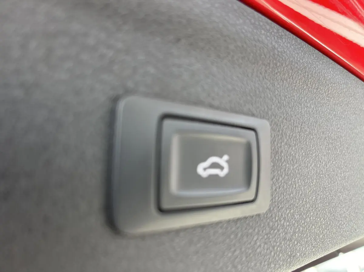 1.4 TFSI CoD CARPLAY+SPORTLEDER+EL TREKH+STOELVERW