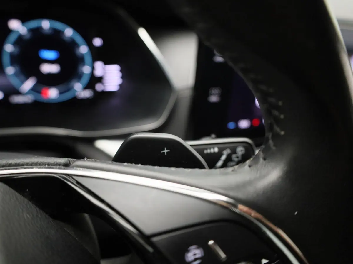 1.4 TSI iV PHEV Business Edition | Automaat | Virtual cockpit | Stoel verwarming | Navigatie | Apple CarPlay / Android Auto | Lichtmetalen velgen | Parkeersensoren | Keyless Start | Cruise c
