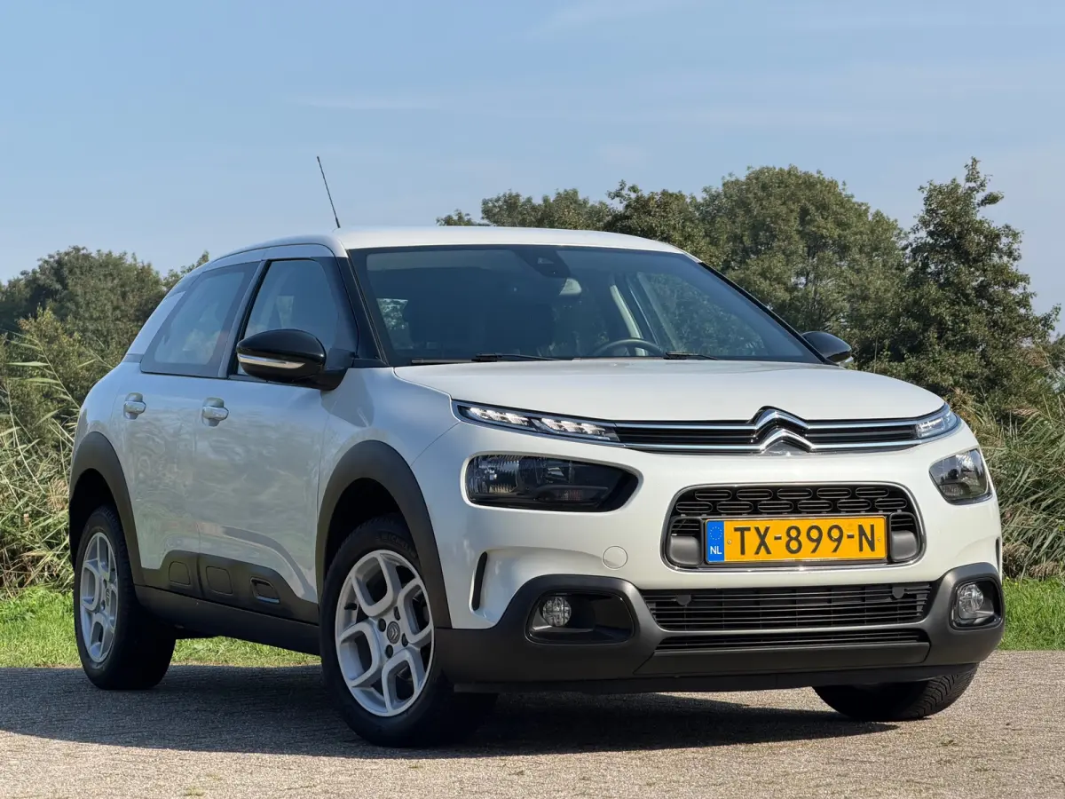 1.2 PureTech 110pk Business - Blanc Nacré - Carplay/Cruise/Camera