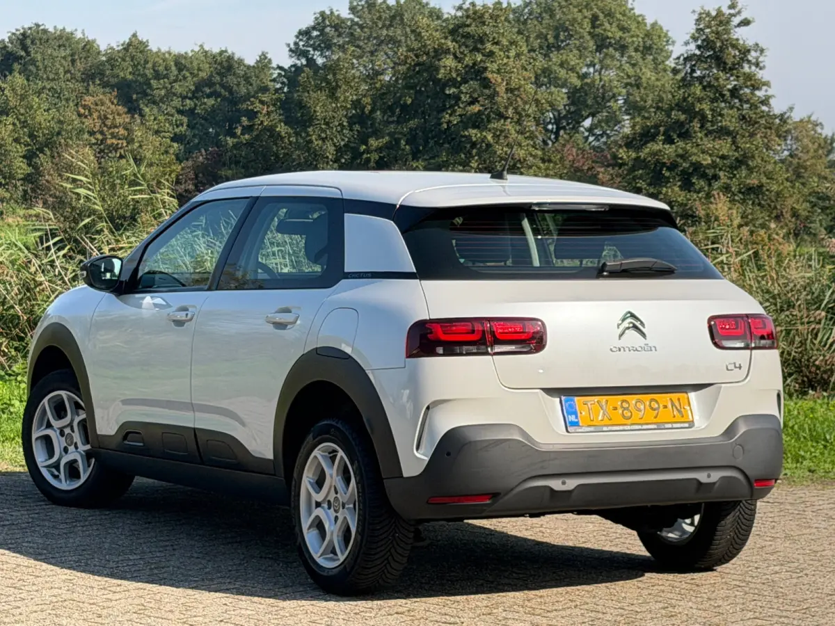 1.2 PureTech 110pk Business - Blanc Nacré - Carplay/Cruise/Camera