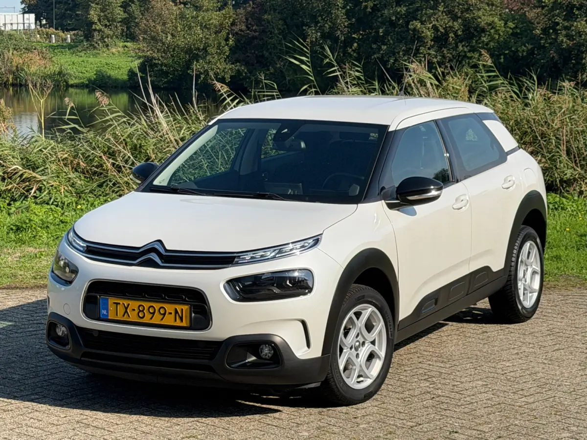1.2 PureTech 110pk Business - Blanc Nacré - Carplay/Cruise/Camera
