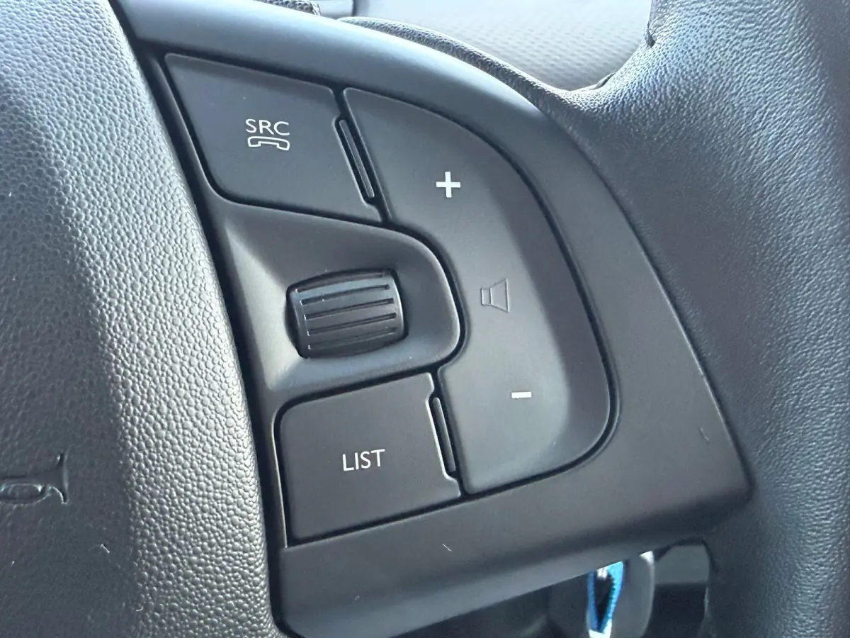 1.2 PureTech 110pk Business - Blanc Nacré - Carplay/Cruise/Camera