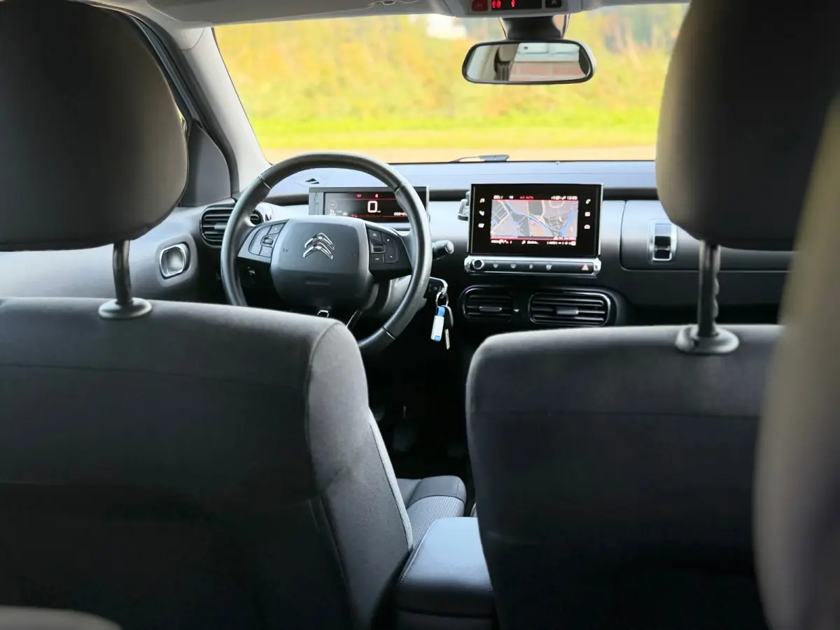 1.2 PureTech 110pk Business - Blanc Nacré - Carplay/Cruise/Camera