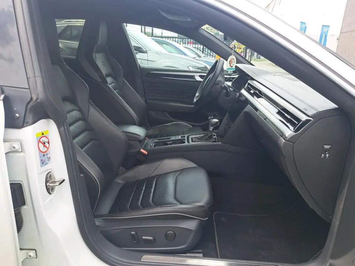 1.4 TSI eHybrid R-Line Business+ VOL LEER + MEMORY I DIGI DASHB. I GR.NAVI