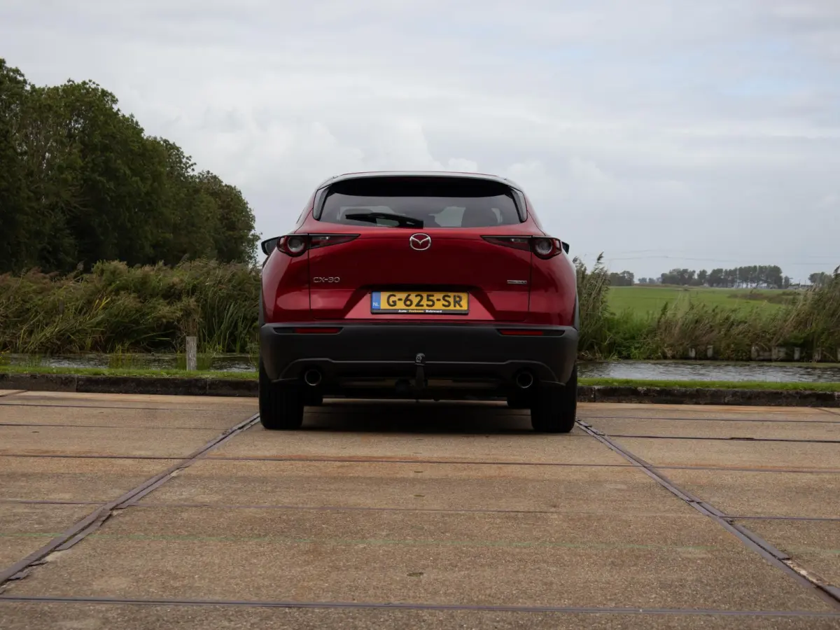 2.0 e-SkyActiv-X M Hybrid Luxury ACC Keyless Leder Stuur/ Stoelverwarming
