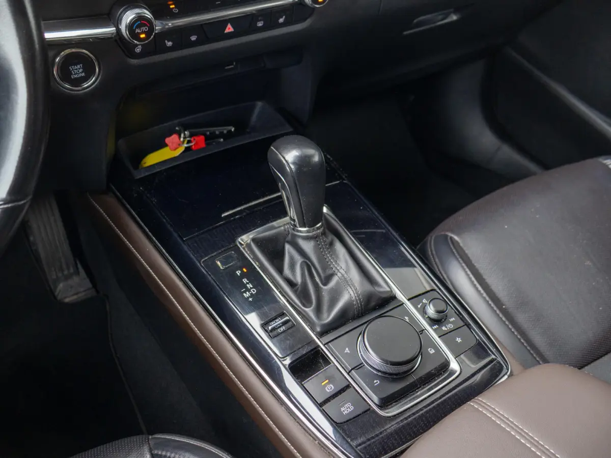 2.0 e-SkyActiv-X M Hybrid Luxury ACC Keyless Leder Stuur/ Stoelverwarming