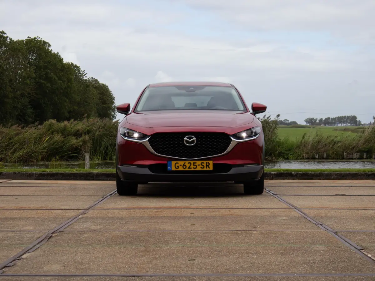 2.0 e-SkyActiv-X M Hybrid Luxury ACC Keyless Leder Stuur/ Stoelverwarming