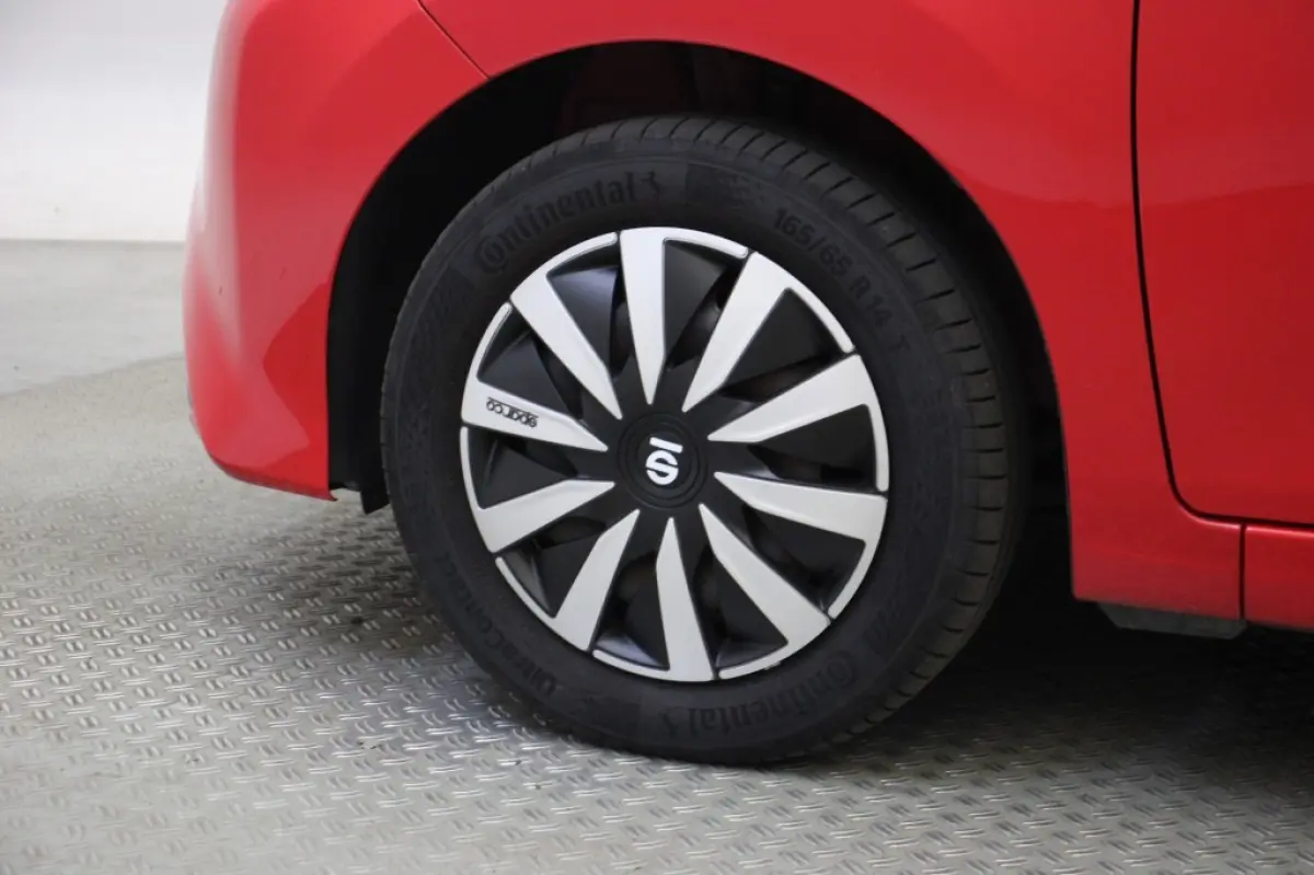 1.0 VVT-I X-Fun Sport 5 Deurs - Airco, Multifunctioneel stuur, Bluetooth