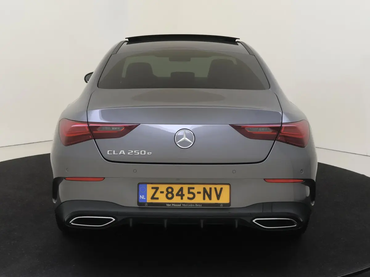 250 e AMG Line Facelift /Panoramadak /Night-Pakket /19 Inch /CarPlay