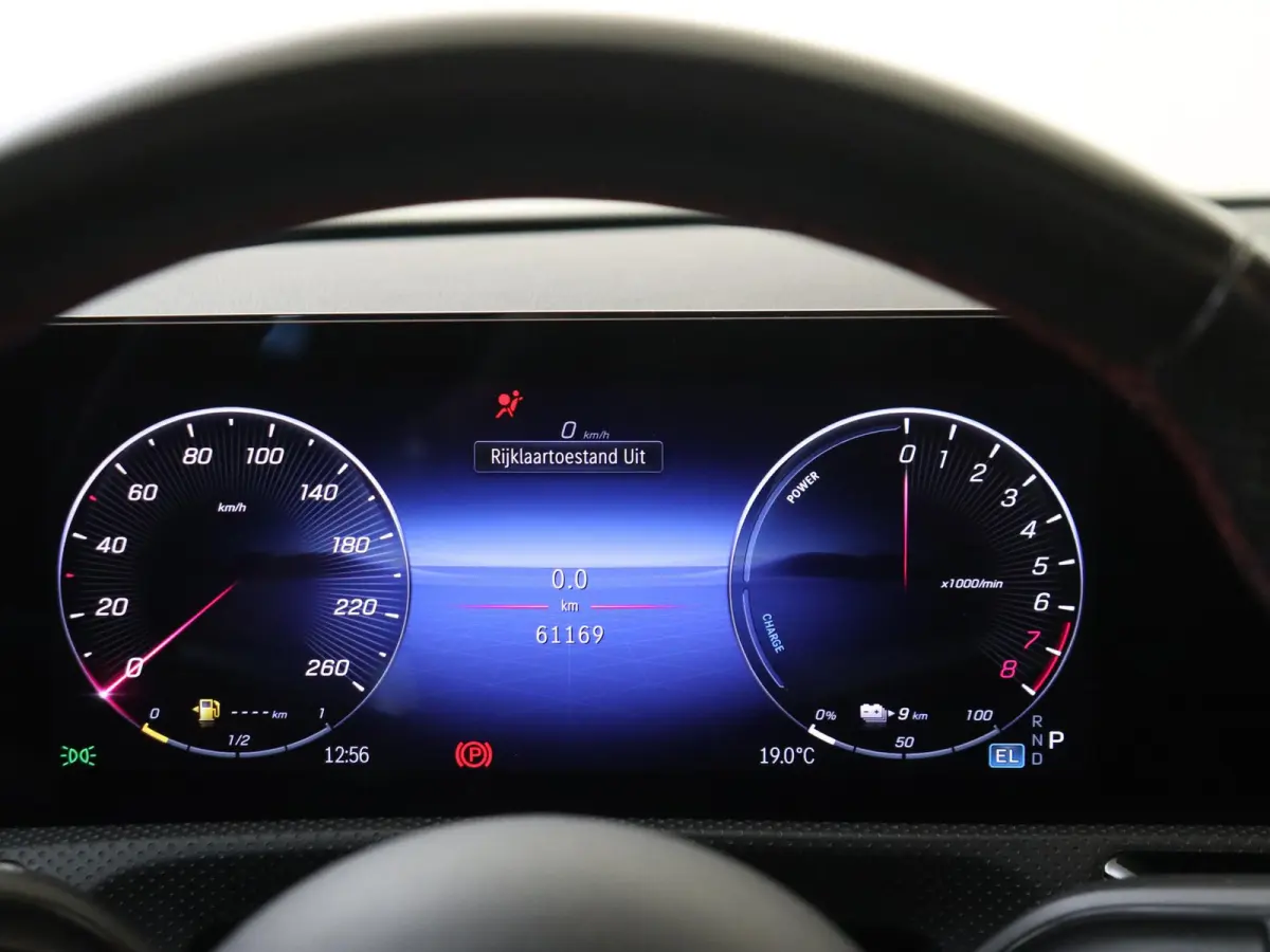 250 e AMG Line Facelift /Panoramadak /Night-Pakket /19 Inch /CarPlay