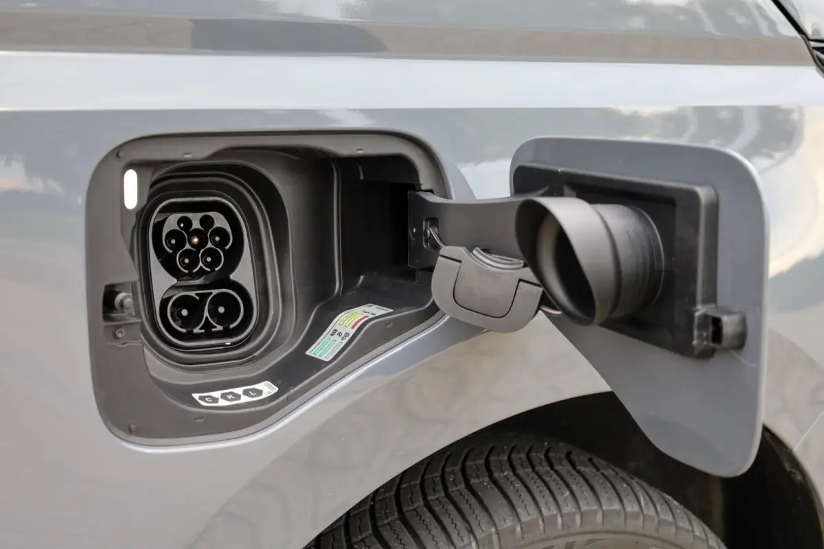 California Coast 1.5 TSI eHybrid 245pk DSG 4MOTION | Trekhaak Wegklapbaar | Cruise Control | Voorstoelen Verwarmd