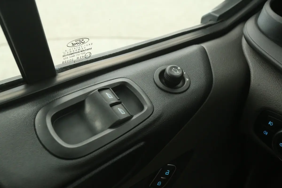PHEV L1H1 | Airco | Cruise | Camera | 3 Zits | Carplay | LED | 2xSchuifdeur | Parkeersens.