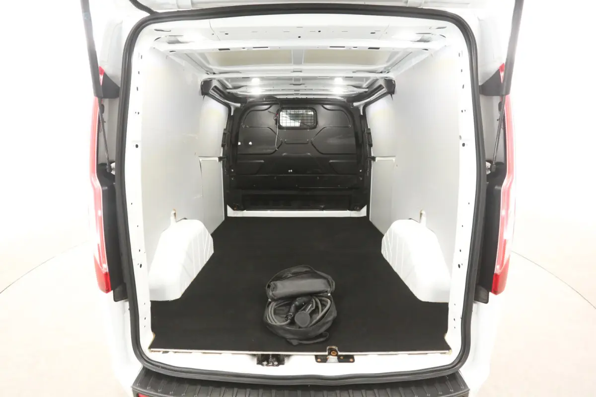 PHEV L1H1 | Airco | Cruise | Camera | 3 Zits | Carplay | LED | 2xSchuifdeur | Parkeersens.