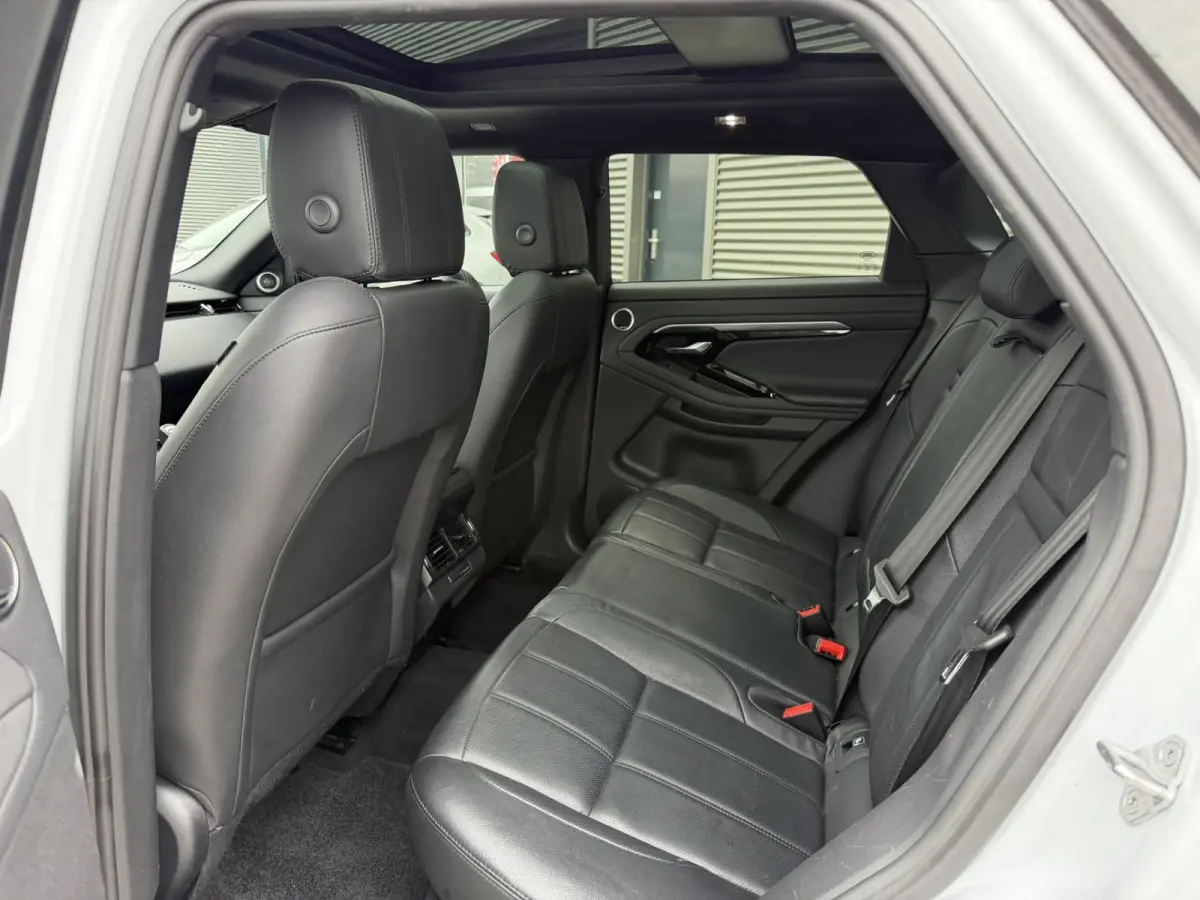 1.5 P300e AWD R-Dynamic S Leder Panoramadak 360 Gr. Camera 20 Inch Meridian Sound-System Carplay