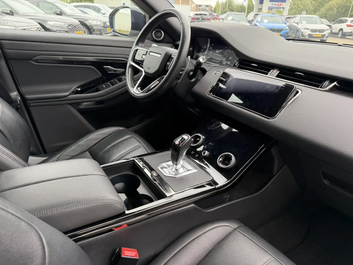 1.5 P300e AWD R-Dynamic S Leder Panoramadak 360 Gr. Camera 20 Inch Meridian Sound-System Carplay